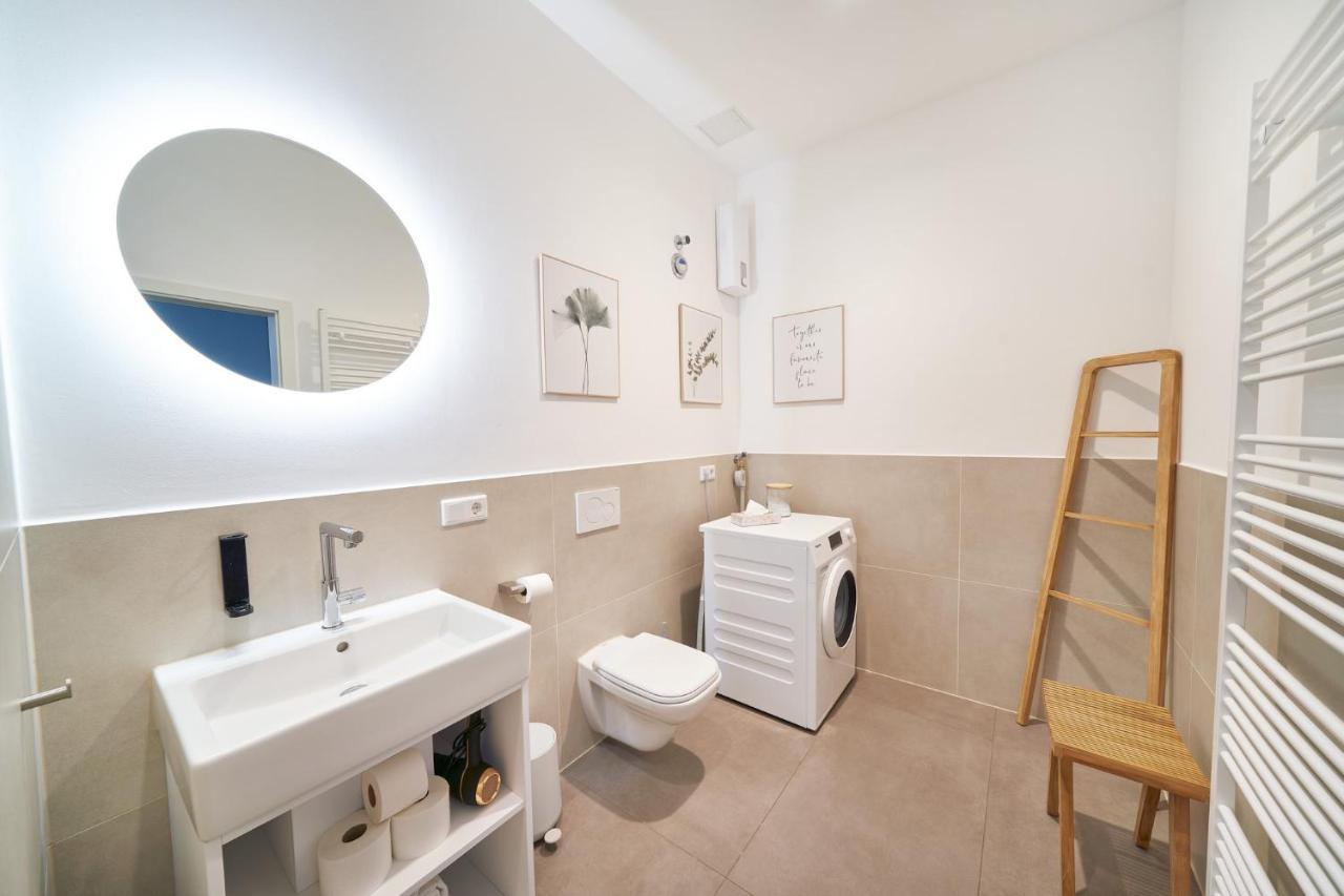 Design Studio I 3 Personen I Innenstadt I Kueche I Wifi Бинген-на-Рейне Экстерьер фото